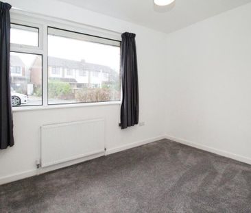 3 bedroom bungalow to rent - Photo 2