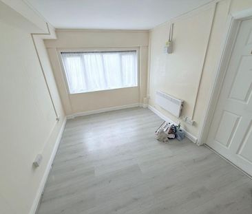 1 bedroom in a house share to rent - Photo 6