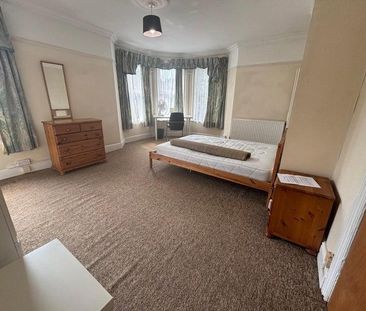 6 bedroom house of multiple occupation to rent - Photo 2