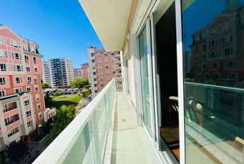 4 Bedroom Apartment with parking, Telheiras, Lisboa