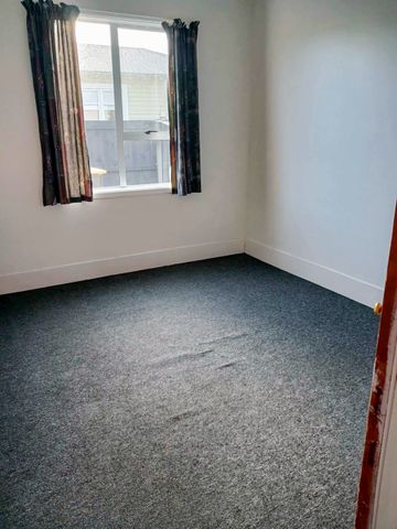 NORTH END FAMILY HOME - Photo 4