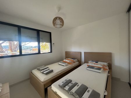 Appartement - Aix-En-Provence (13100) - 79.85 m² - - Photo 4