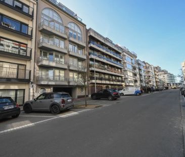 GEMEUBELD - Super gelegen en perfect onderhouden appartement, geleg... - Foto 3