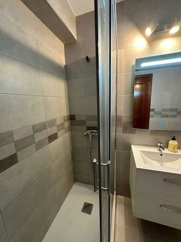 Calle Finisterre, Madrid, Community of Madrid 28029 - Photo 5