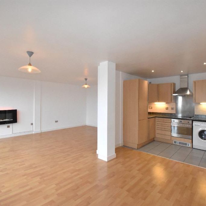 2 bedroom flat to rent - Photo 1