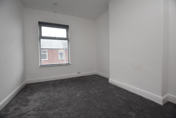 2 bedroom House To Let - Photo 1