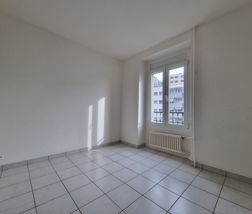 Vivez à deux pas de la ville, dans un quartier calme - Foto 1