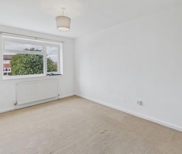 2 bedroom end of terrace house to rent - Photo 4