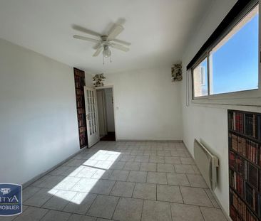 Location Appartement 4 pièces 70m² CARPENTRAS 84200 - Photo 1