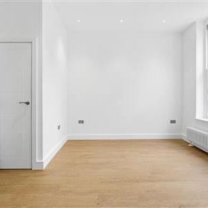 Brompton Road, SW3 - Photo 1