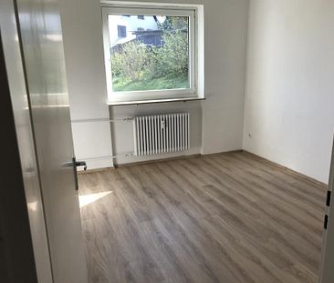 Schöne 2. Zimmer Wohnung, ab sofort bezugsfertig! - Foto 1