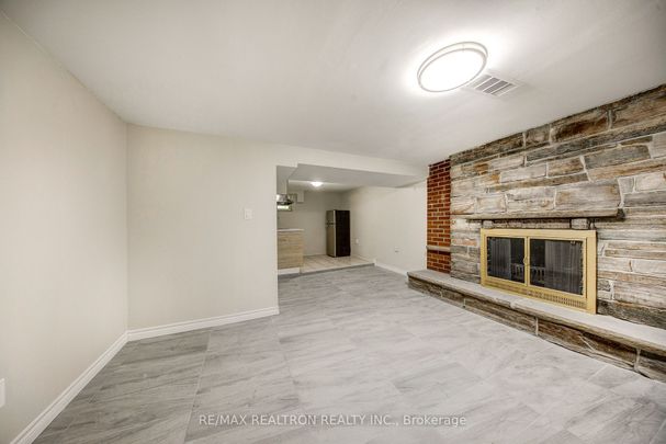 For Lease - 24 Highland Park Boulevard, Markham, Ontario - Photo 1