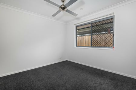 17 Glenafton Court, Ormeau QLD, Belconnen - Photo 2