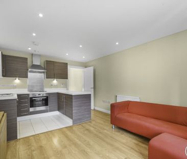 Waterside Way London N17 - Photo 4