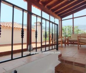 A wonderful three-bedroom flat is available to rent on a seasonal b... - Photo 1