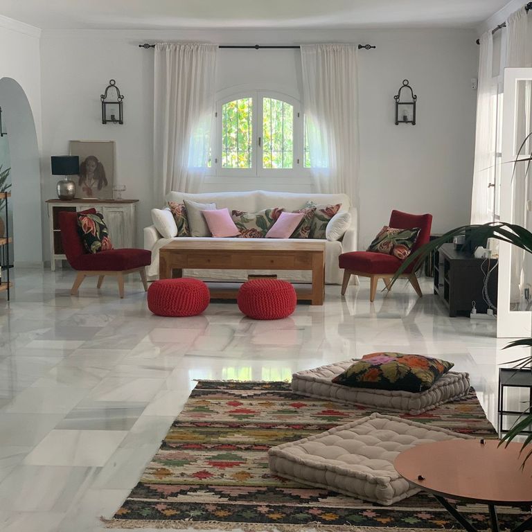 Luxury Villa for rent in The Golden Mile, Marbella, Andalusia - Photo 1