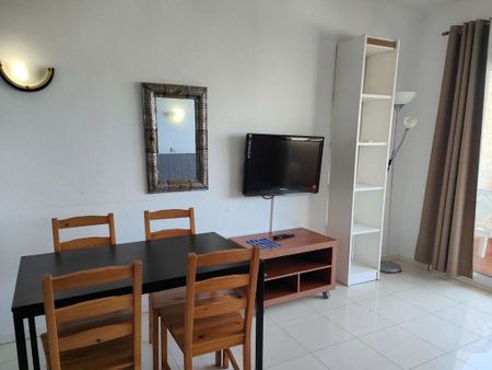 1 room luxury Flat for rent in Benalmádena, Spain - Photo 4