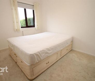 2 bedroom semi-detached bungalow to rent - Photo 5