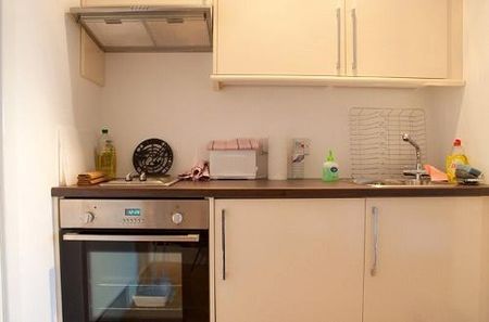 1 bedroom apartment to rent - Photo 4