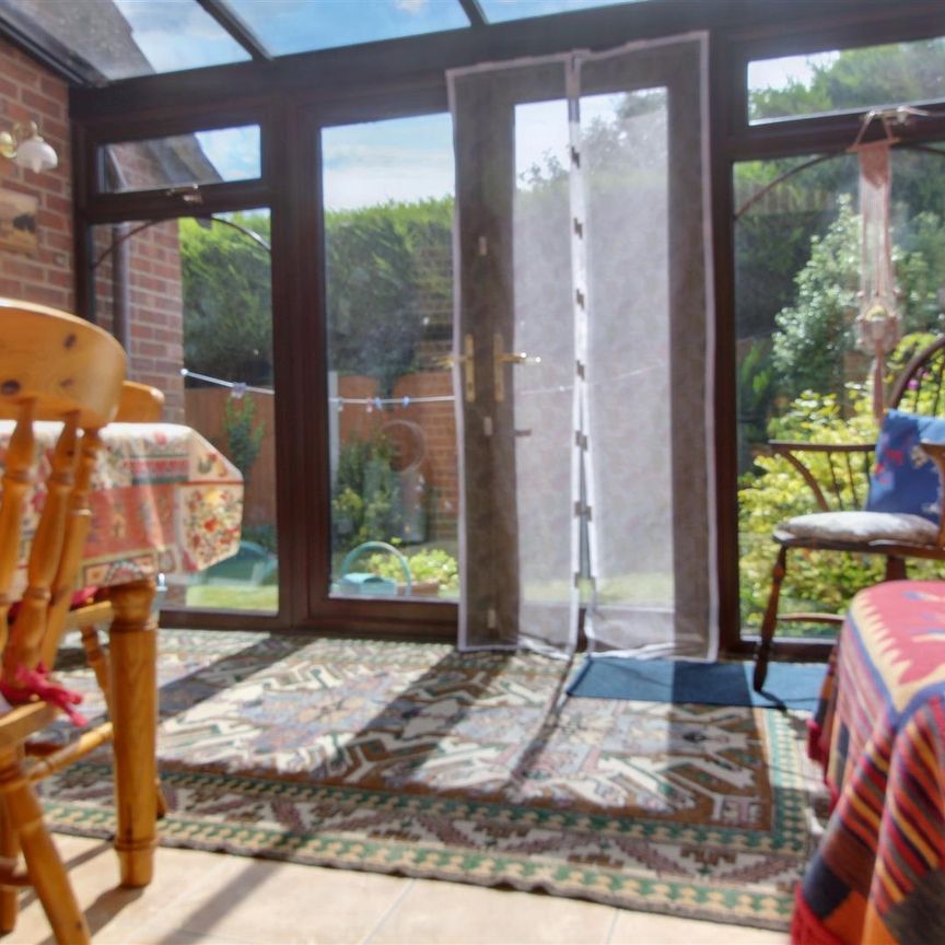 2 Bedroom House to let - Photo 1