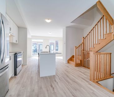 For Lease - 5 Aberfoyle Street, Vaughan, Ontario - Photo 2