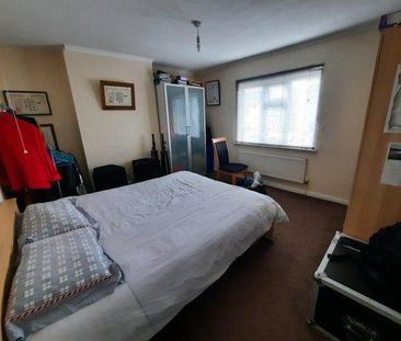 3 bedroom house share to rent - Photo 4