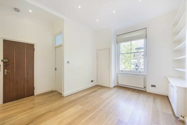 Hamilton Gardens, St John's Wood, NW8 - Photo 1