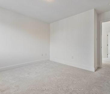 Townhouse For Lease | S8135390 - Photo 2