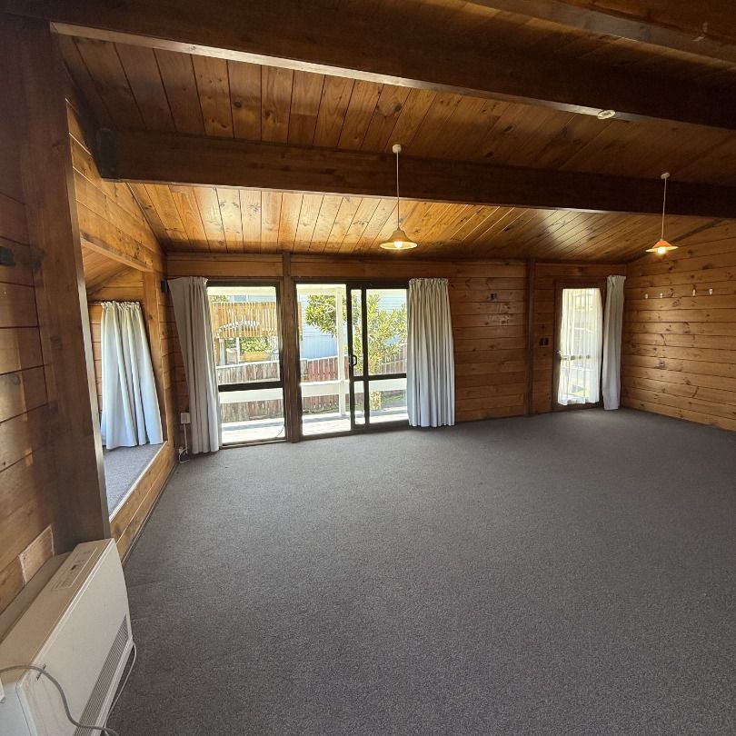 6 Wisteria Grove, Maungaraki - Photo 1