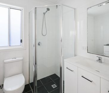2 Bedroom Home - Photo 4