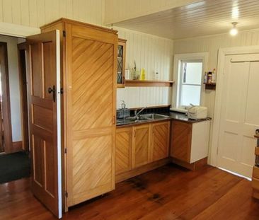 Family Sized Villa - Photo 6