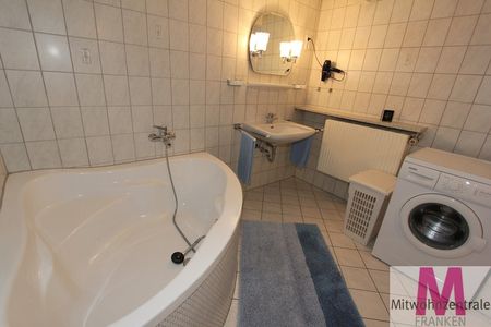 Miete inkl. Nebenkosten: 1.490 € pro Monat, plus Strom, plus Heizung - Photo 3