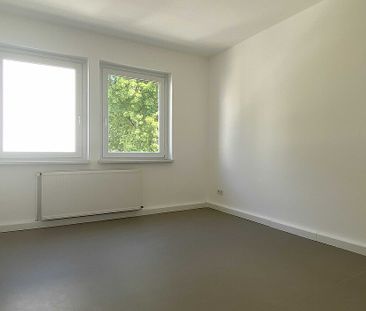 Preisgünstige 2 ZKB am Rothenberg! - Foto 1