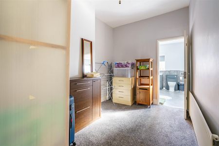 3 bed terraced house to rent in Ninth Avenue, Newcastle Upon Tyne, NE6 - Photo 4