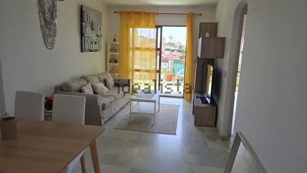 Alquiler de piso en El Faro - Photo 1