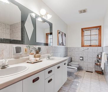 For Lease - 256 Cocksfield Avenue Unit# Rm 3, Toronto, Ontario - Photo 5