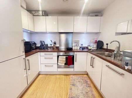 2 bedroom apartment to rent - Photo 3