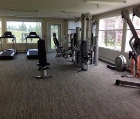 2 Bedroom Condo Available in Deer Park! - Photo 3