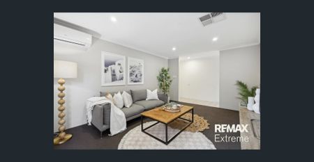 LOW MAINTENANCE MODERN VILLA - Photo 4