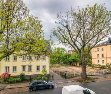 Schöne helle Eckwohnung im Altbau in ruhiger und grüner Wohnlage. - Photo 1