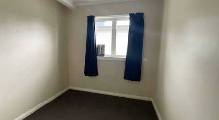 GREAT LOCATION! THREE BEDROOMS IN MERRILANDS - Photo 3