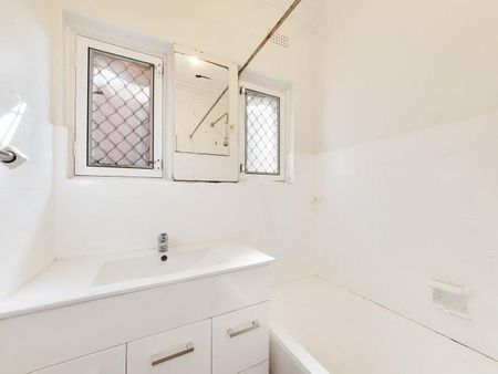 34 Percival Street, Maroubra NSW 2035 - House For Rent | Domain - Photo 4