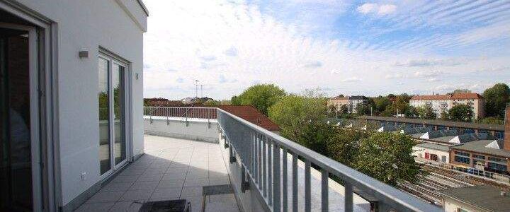 2 Terrassen, sonnig und ruhig in Friedrichsfelde. - Photo 1