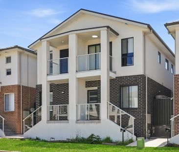 13 Fernyhough Street, Rouse Hill NSW 2155 - House For Rent | Domain - Photo 1