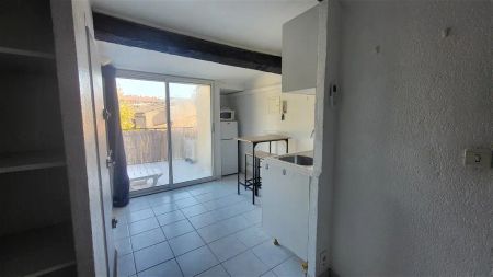 Location appartement 1 pièce - 17m² à Salon de provence (13300) - Photo 3