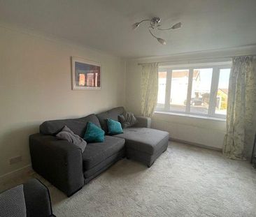 2 bedroom semi-detached house to rent - Photo 3