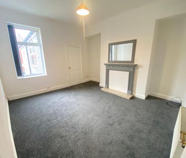 5 bed maisonette to rent in Thornton Avenue, South Shields, NE33 - Photo 1