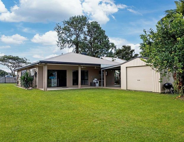 SPACIOUS FAMILY HOUSE - SOLAR & POWERED SHED! - Photo 1