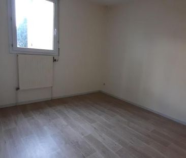 Appartement Type 3 - Proche Centre ville Bourgoin Jallieu - Photo 2