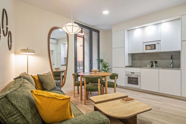 1 room luxury Apartment for rent in Madrid, Spain - Photo 1